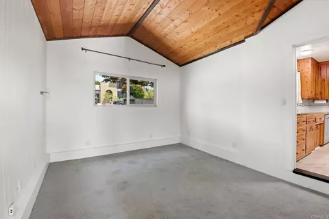 Bedroom - 932 Stratford Dr, Encinitas, CA 92024 photo 4 of 6