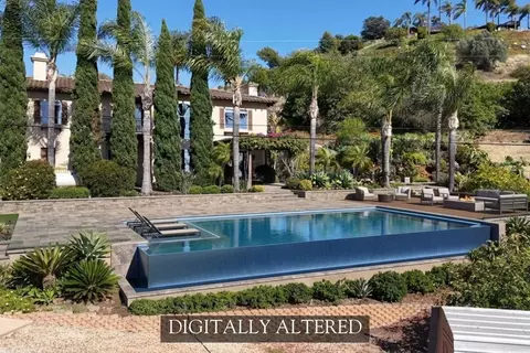 Exterior - 1829 Elevado Rd, Vista, CA 92084 photo 17 of 18