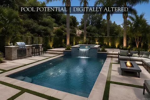 Exterior - 1829 Elevado Rd, Vista, CA 92084 photo 16 of 25