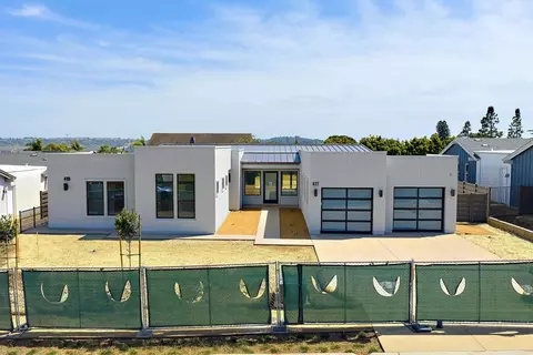 Exterior - 417 Bell Ranch Rd, Solana Beach, CA 92075 photo 3 of 8