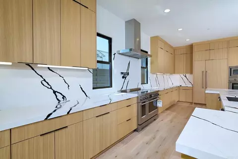 Kitchen - 417 Bell Ranch Rd, Solana Beach, CA 92075 photo 3 of 4