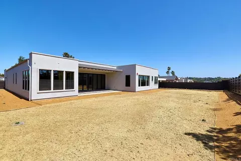 Exterior - 417 Bell Ranch Rd, Solana Beach, CA 92075 photo 6 of 8