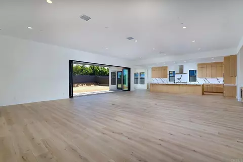 Living - 417 Bell Ranch Rd, Solana Beach, CA 92075 photo 3 of 5