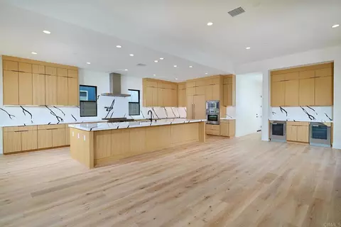 Kitchen - 417 Bell Ranch Rd, Solana Beach, CA 92075 photo 1 of 4