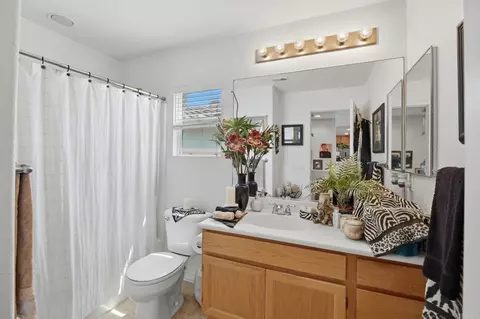 Bath - 279 Trilogy St, San Marcos, CA 92078 photo 2 of 2