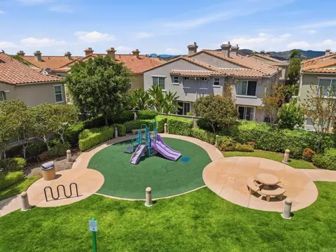 View/Area - 279 Trilogy St, San Marcos, CA 92078 photo 2 of 8