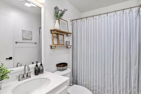 Bath - 338 Spring Canyon Way, Oceanside, CA 92057 photo 1 of 2