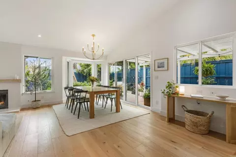 Dining - 1821 Hawk View Dr, Encinitas, CA 92024 photo 1 of 4