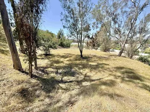 Mission Avenue, Oceanside, CA 92057
