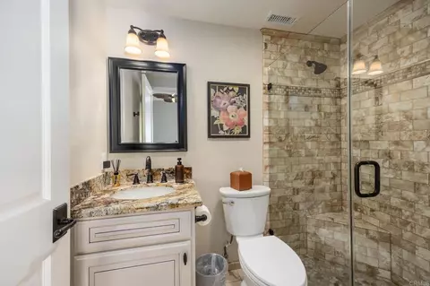 Bath - 4863 Marathon Way, Oceanside, CA 92054 photo 1 of 5