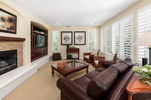Living - 7216 Sanderling Ct, Carlsbad, CA 92011 photo 3 of 3