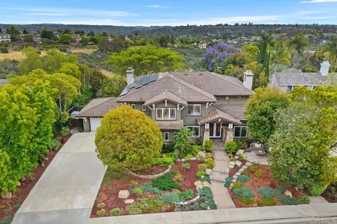 View/Area - 7971 Paseo Esmerado, Carlsbad, CA 92009 photo 3 of 5