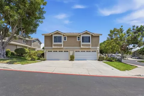Exterior - 4544 Cambridge Way, Carlsbad, CA 92010 photo 9 of 10