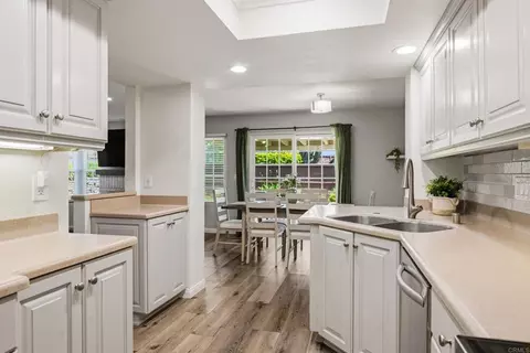 Kitchen - 4544 Cambridge Way, Carlsbad, CA 92010 photo 2 of 5