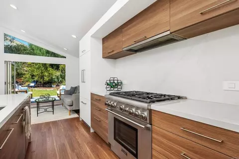 Kitchen - 1766 Hill Top Ln, Encinitas, CA 92024 photo 4 of 4