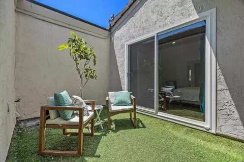 Exterior - 1766 Hill Top Ln, Encinitas, CA 92024 photo 5 of 10
