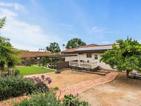 Exterior - 13737 Temple St, Poway, CA 92064 photo 9 of 11