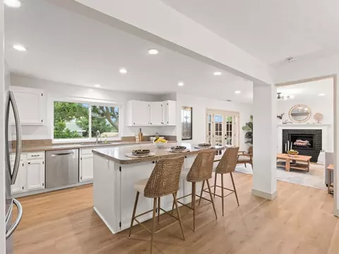 Kitchen - 13737 Temple St, Poway, CA 92064 photo 3 of 3