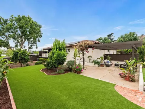 Exterior - 13737 Temple St, Poway, CA 92064 photo 7 of 11
