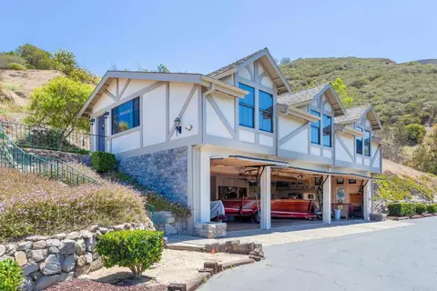 3020 Red Mountain Hts, Fallbrook, CA 92028