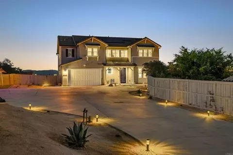 22013 Long Trot Dr, Escondido, CA 92029