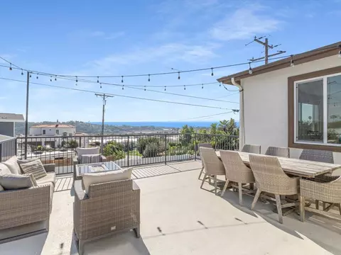 Exterior - 1858 Avocado Rd, Oceanside, CA 92054 photo 2 of 6
