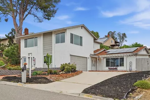 13104 Lakeview Granada Dr, Lakeside, CA 92040