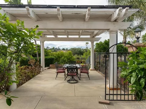 Exterior - 2737 Dos Lomas, Fallbrook, CA 92028 photo 21 of 27