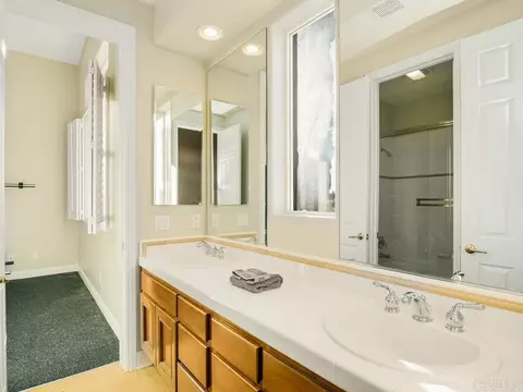 Bath - 2737 Dos Lomas, Fallbrook, CA 92028 photo 6 of 7