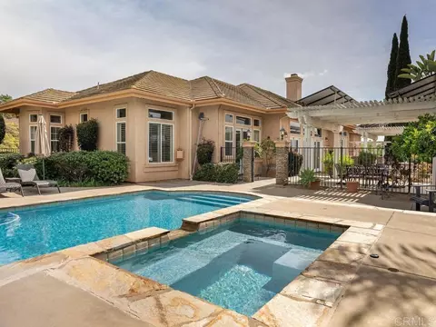 Exterior - 2737 Dos Lomas, Fallbrook, CA 92028 photo 13 of 27