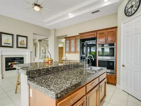 Kitchen - 2737 Dos Lomas, Fallbrook, CA 92028 photo 4 of 6