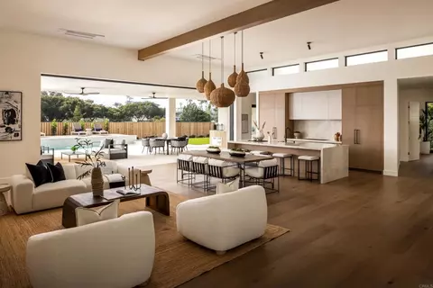 601 N Cedros Ave, Solana Beach, CA 92075