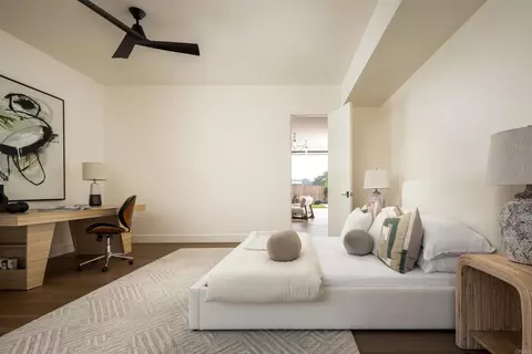 Bedroom - 601 N Cedros Ave, Solana Beach, CA 92075 photo 1 of 6