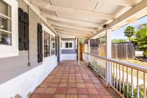 Exterior - 655 Hunter St, Ramona, CA 92065 photo 5 of 17