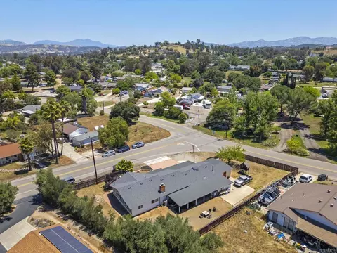 655 Hunter St, Ramona, CA 92065