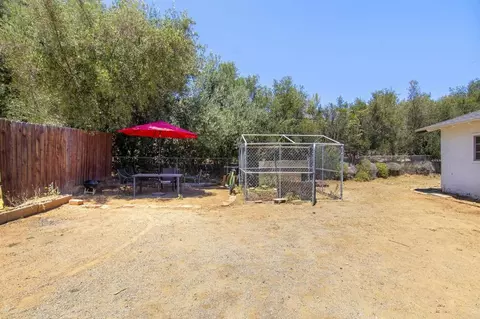 Exterior - 655 Hunter St, Ramona, CA 92065 photo 10 of 17