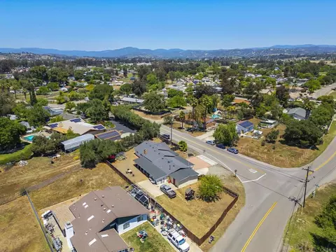 View/Area - 655 Hunter St, Ramona, CA 92065 photo 8 of 8