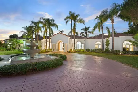 6998 Rancho La Cima, Rancho Santa Fe, CA 92067