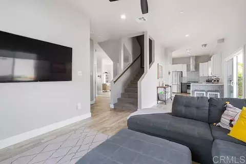 Entry Way - 2016 Winchester St, Oceanside, CA 92054 photo 2 of 3