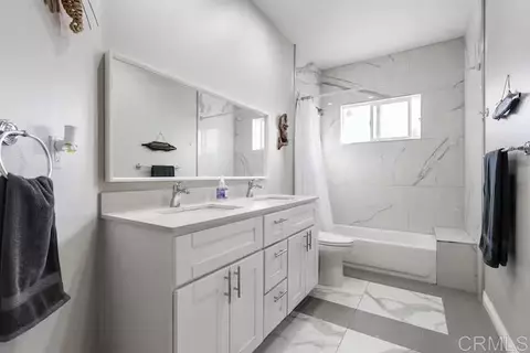 Bath - 2016 Winchester St, Oceanside, CA 92054 photo 1 of 2