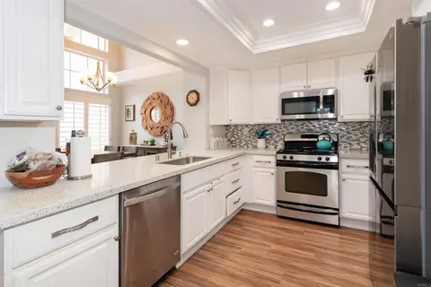72 Nightingale Dr, Aliso Viejo, CA 92656