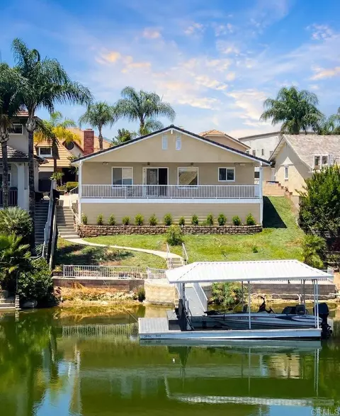 30194 White Wake Dr, Canyon Lake, CA 92587