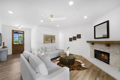 Living - 1547 Dickey St, Fallbrook, CA 92028 photo 1 of 2