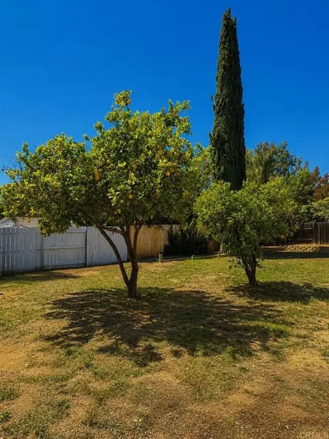 Exterior - 14744 Roberto Rio Rd, Poway, CA 92064 photo 9 of 14