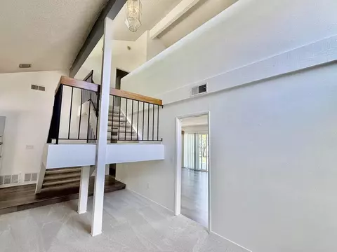 Entry Way - 14744 Roberto Rio Rd, Poway, CA 92064 photo 4 of 5