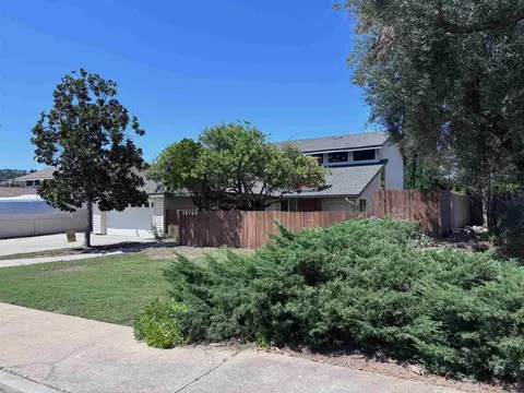 Exterior - 14744 Roberto Rio Rd, Poway, CA 92064 photo 32 of 34