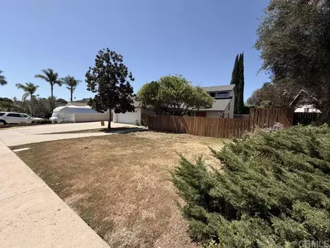 Exterior - 14744 Roberto Rio Rd, Poway, CA 92064 photo 13 of 34