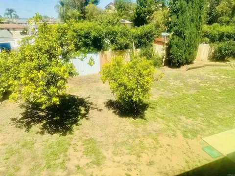 Exterior - 14744 Roberto Rio Rd, Poway, CA 92064 photo 10 of 14