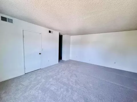 Living - 14744 Roberto Rio Rd, Poway, CA 92064 photo 10 of 11