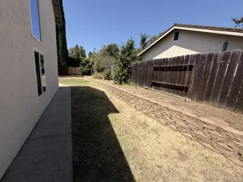 Exterior - 14744 Roberto Rio Rd, Poway, CA 92064 photo 19 of 34